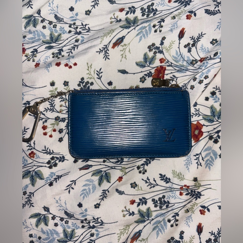 Louis Vuitton Epi Key cles